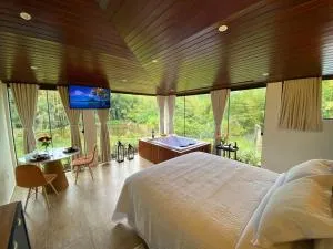 Loft Vidro Lake Rota do Vinho São Roque - Caucaia do Alto