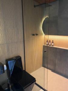 Loft Vidro Lake Rota do Vinho São Roque