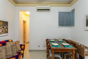 Copacabana: Praia, Conforto e Charme para 4