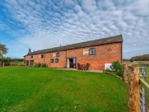 Pass the Keys The Drift House – Countryside Luxury Comfort - Madeley