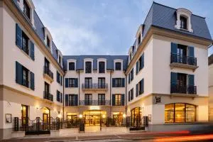 Epona Hôtel Sens - 普罗万