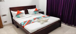 Kapsstone SERVICED APARTMENT- ROOMS near Ashok pillar