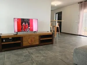 VILLA DES PATISSONS - Le Bois de Nèfles