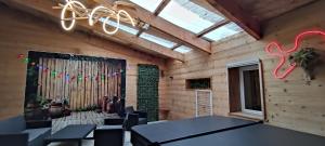 Appartements O-Coeur de la Roche - Jacuzzi et Hammam privatif : photos des chambres