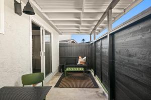 Pacific Beach Studio Short Walk to Ocean