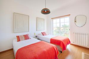 Beach & Cascais Luxury Villa, By TimeCooler