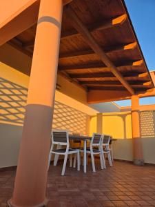 Lindas House Fiumicino sunset view