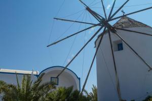 Milos Villas Hotel Santorini Greece