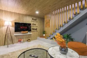 Yellow Souk Batroun - Ed Daourâ