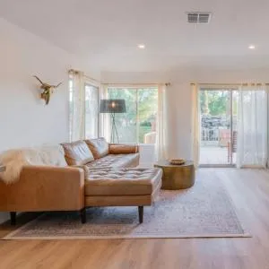 Casa De Wells at Indian Palms Country Club - 2 Bedroom with Waterfall View - Desert Groves Mobile Home Park