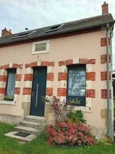 Appartements Logement dans la campagne nerisienne : photos des chambres