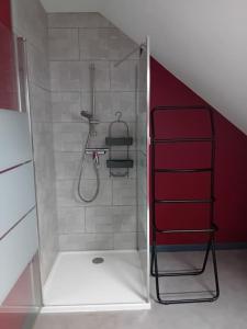 Appartements Logement dans la campagne nerisienne : photos des chambres