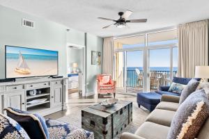 Jade East Towers 0830 by Newman-Dailey