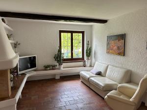 2 bedroom apt near Como lake