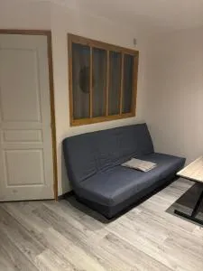 Appartement meublé T1 Lussac les Chateaux - Mazerolles