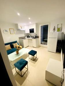 Cosy Cottage by Alice Village Provençal Serenity