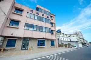 川流不息電梯民宿-包棟 日租-自助入住 近市區 夜市 - Li-lou