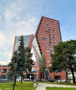 Panoramic city center apartment