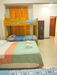 100 RV APARTMENTS IQUITOS PERU-Apartamento primer piso con ventana a piscina