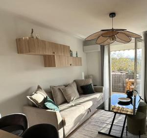 Cosy Cottage by Alice Village Provençal Sunshine