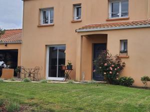Sejours chez l'habitant Les Chambres des 4 Vents - Chambres doubles a l-etage : photos des chambres