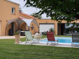 Sejours chez l'habitant Les Chambres des 4 Vents - Chambres doubles a l-etage : photos des chambres