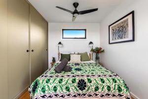 Ovata - Country to Coast