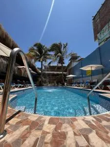 Hotel Sol de Máncora - Canoas