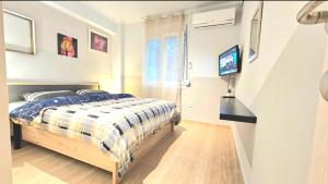 Όμορφο διαμέρισμα στην Αθήνα με αυλή