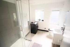 Appartements Triplex Lumineux a Cherbourg, hyper centre, 2 pas du Port & Vie Nocturne, Intendance Luxury Host : photos des chambres