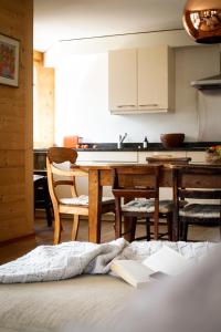 Duplex overlooking the village, Tesil 36