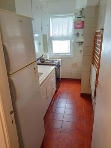 Dos Ambientes todo externo a 3 cuadras de la Playa