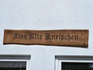 Das Alte Kneipchen - بيركينفيلد