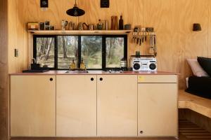 Beach Cabin - Kangaroo Island
