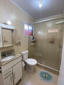 Casa Grande 400m da praia do lado do centrinho