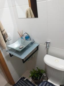 Casa com Piscina em condomínio