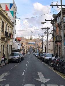 412 Apartamento completo Zona 1 Con estacionamiento