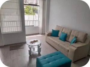 Acogedor departamento 2º piso - Pachacutec