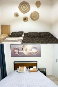 渋谷区4bedrooms 2bathrooms 2toiltes步行到幡ヶ谷8分钟 電車到新宿4分钟 巴士直达涉谷駅 Max11全新装修独栋小楼