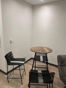 Aparta suite Teusaquillo cerca a embajada EU