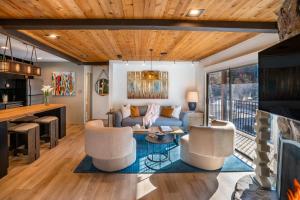 New Listing 1 BR Aspen Condo near Gondola