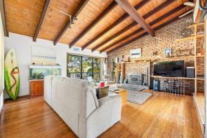 93 Montague Ave Kianga