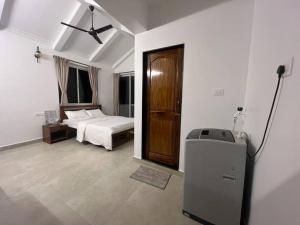 AC Studio Apartment 500m from Cavelossim Beach-Paz