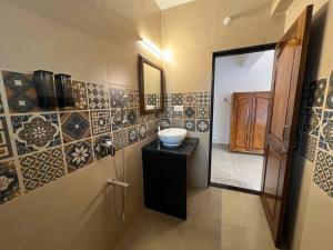 AC Studio Apartment 500m from Cavelossim Beach-Paz