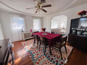 Charming 3 Bedroom Cottage Apartment in a Tudor-Style Home