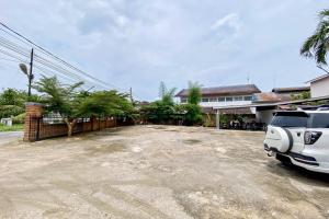 RedDoorz Syariah at RPCC Rantauprapat