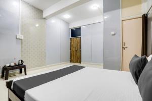 Super Hotel O Veduka Banquets & Luxury Rooms
