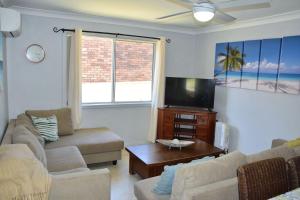 Flounder About - Bring your own linen