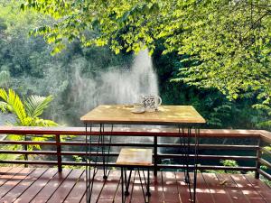 BAAN APA ERAWAN Resort