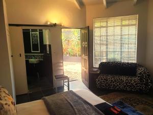 Hello Sunshine Self Catering Studio Apartments